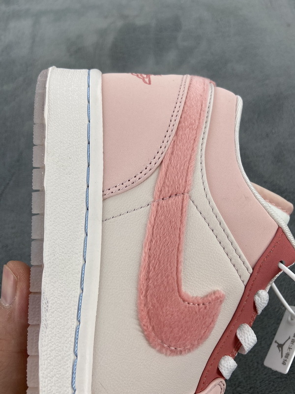 Air Jordan 1 Low SE Mighty Swooshers Pink DM5443-666