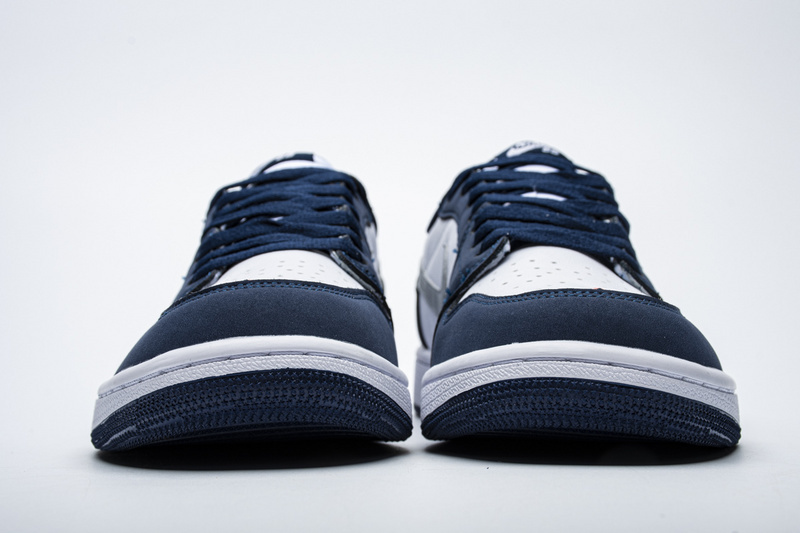 Jordan 1 Low SB Midnight Navy CJ7891-400