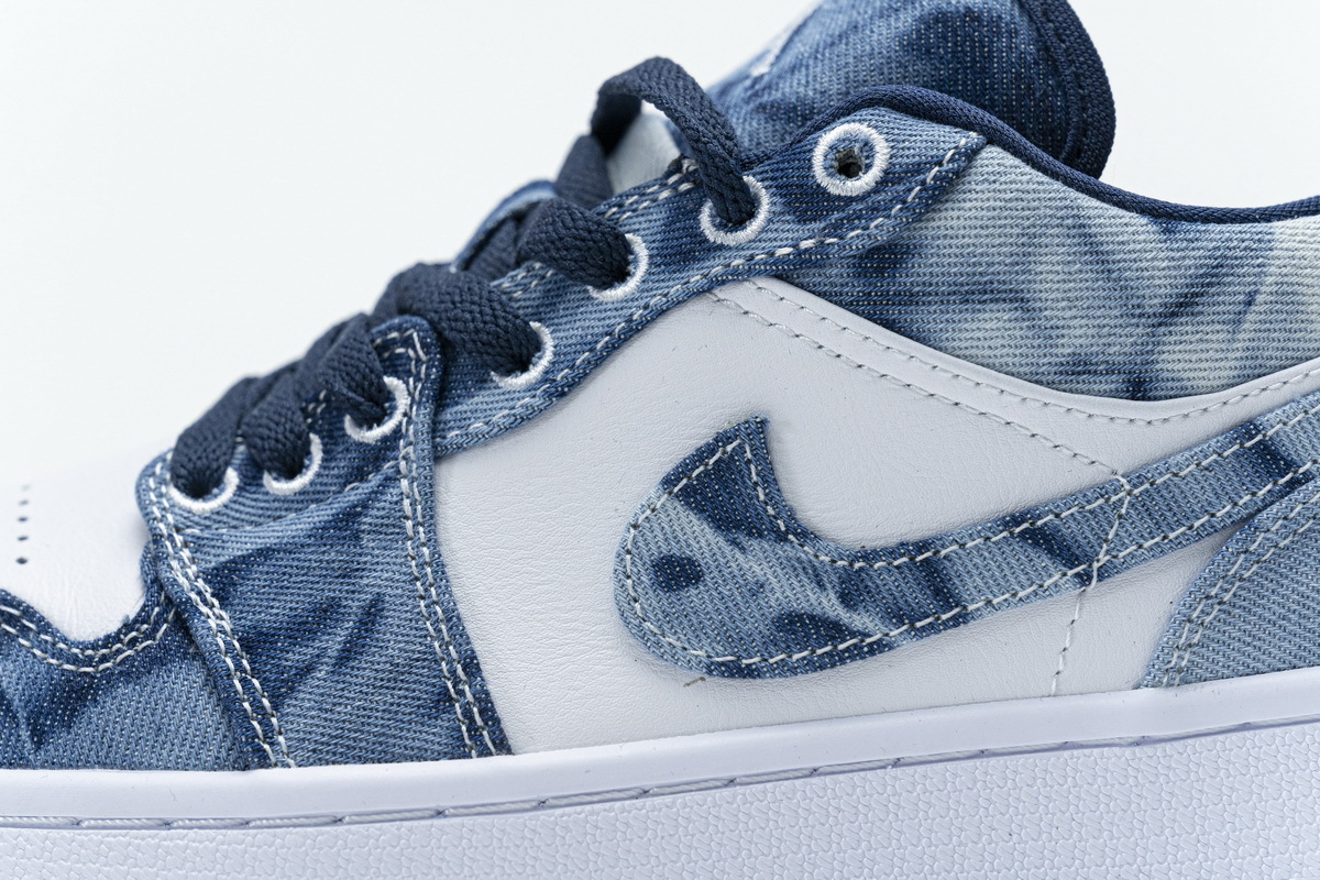 Air Jordan 1 Low Washed Denim CZ8455-100