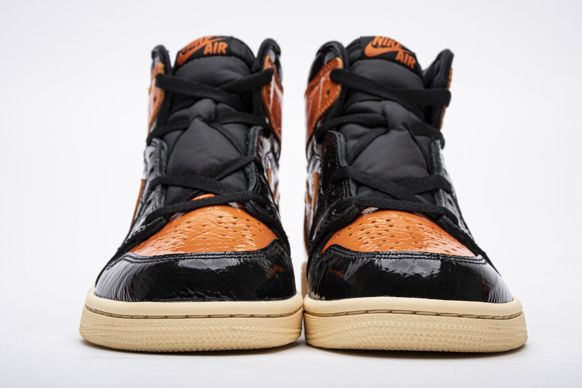 Air Jordan 1 Retro High OG Shattered Backboard 3.0 555088-028