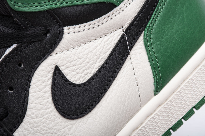Air Jordan 1 Retro High OG “Pine Green” 555088-302