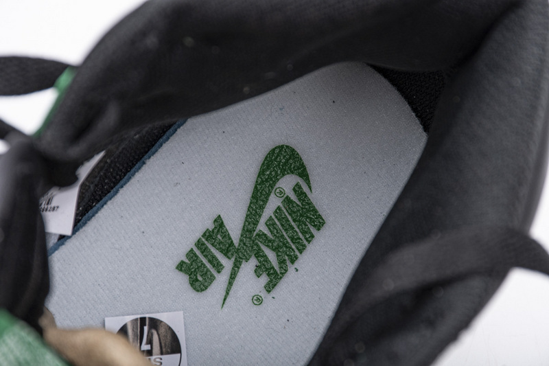 Air Jordan 1 Retro High OG “Pine Green” 555088-302