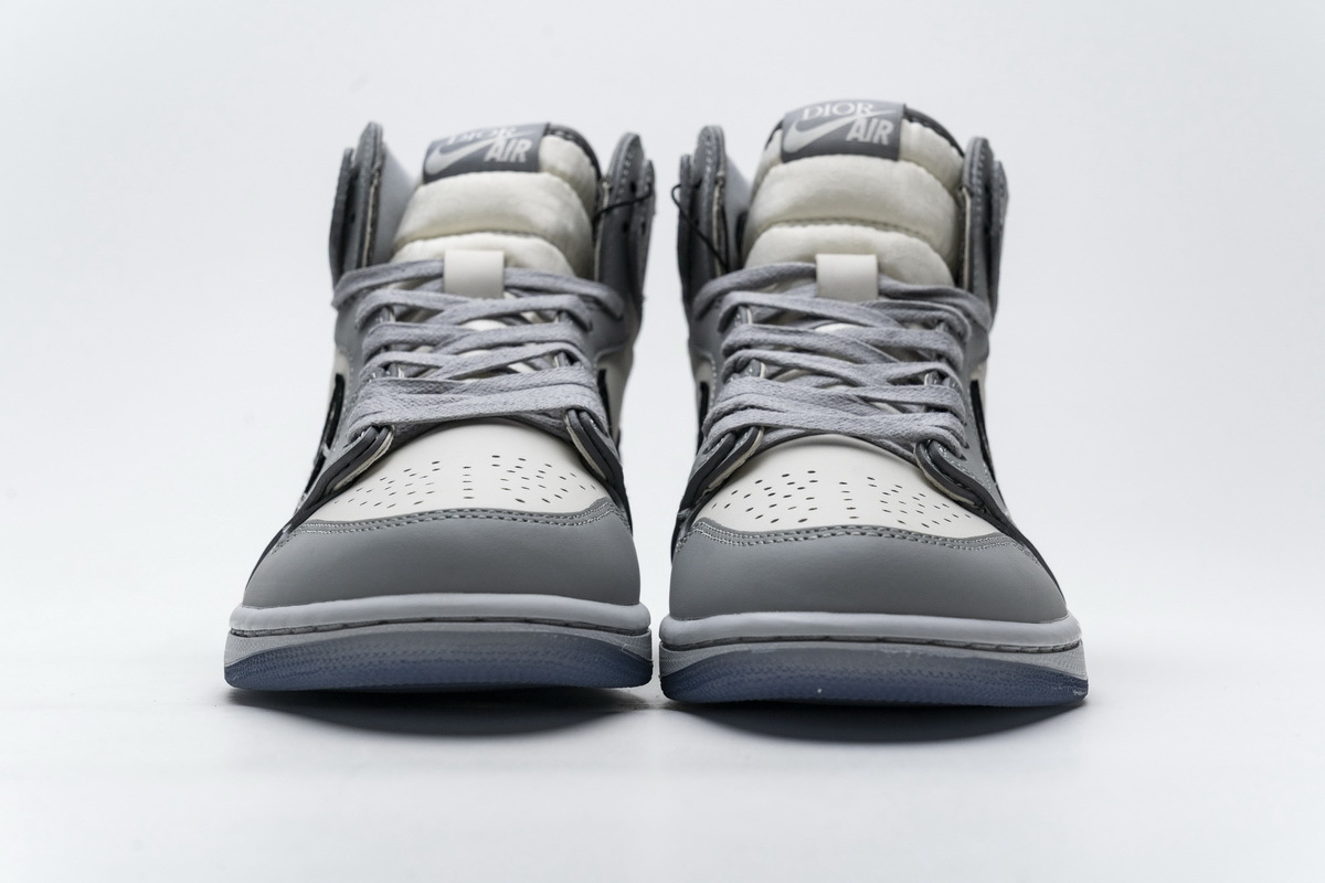 Jordan 1 Retro High CN8607-002
