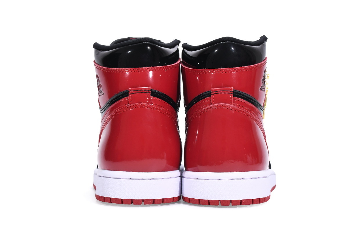Jordan 1 Retro High OG Patent Bred 555088-063