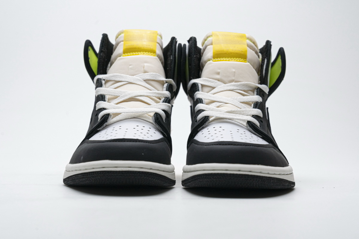 Air Jordan 1 Retro High OG "Volt Gold"  555088-118