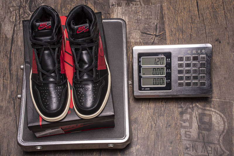 Air Jordan 1 Retro High OG Defiant Couture BQ6682-006