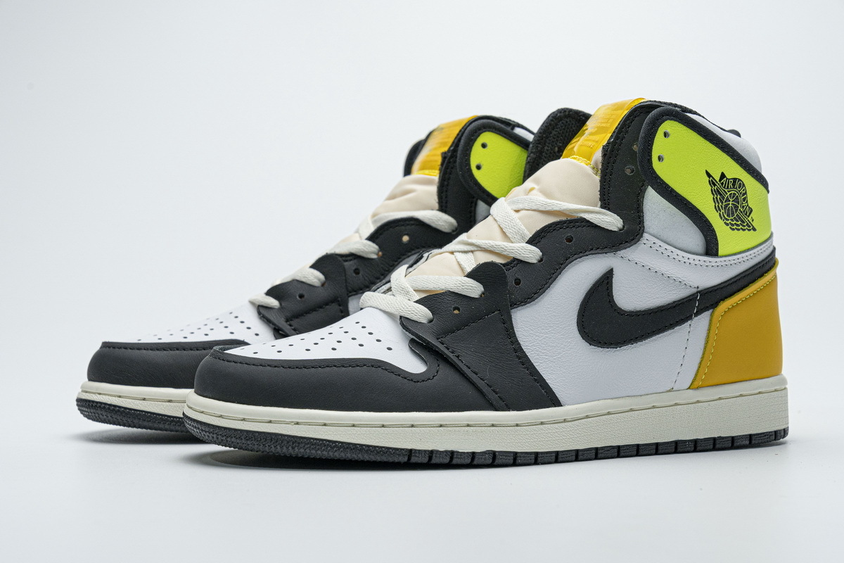 Air Jordan 1 Retro High OG "Volt Gold" 555088-118