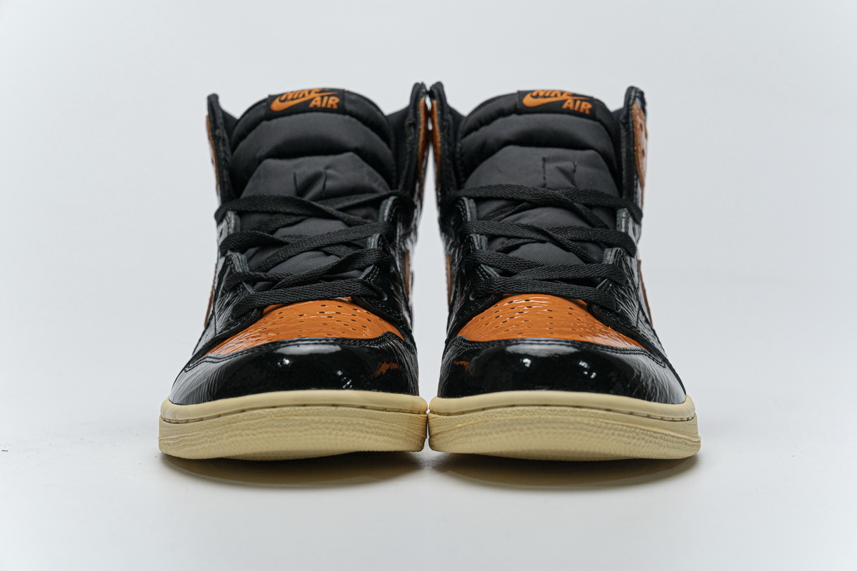 Air Jordan 1 Retro High OG 'Shattered Backboard 3.0' 555508-028