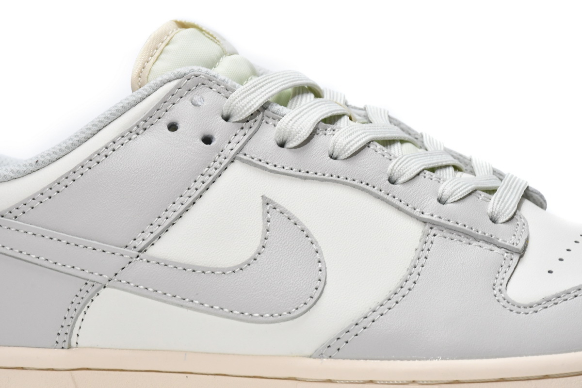 Dunk Low Light Bone DD1503-107