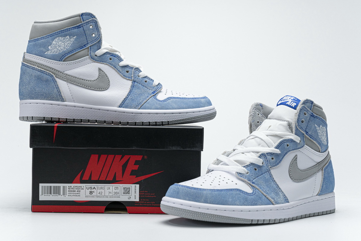 Air Jordan 1 Retro High OG Hyper Royal Smoke Grey 555088-402