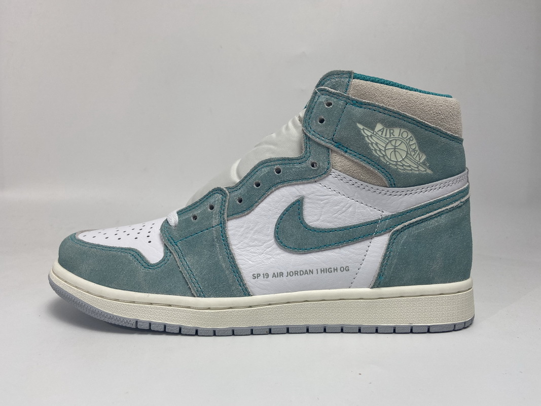 Air Jordan 1 High OG “Turbo Green” 555088-311