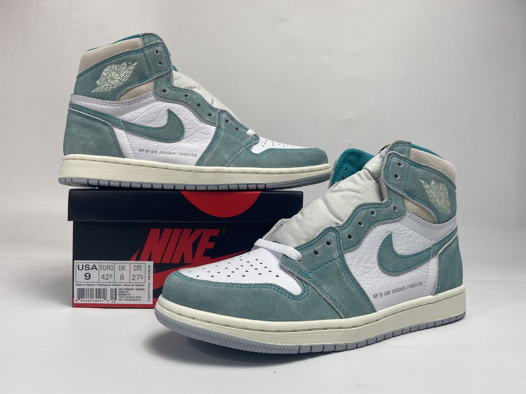 Air Jordan 1 High OG “Turbo Green” 555088-311