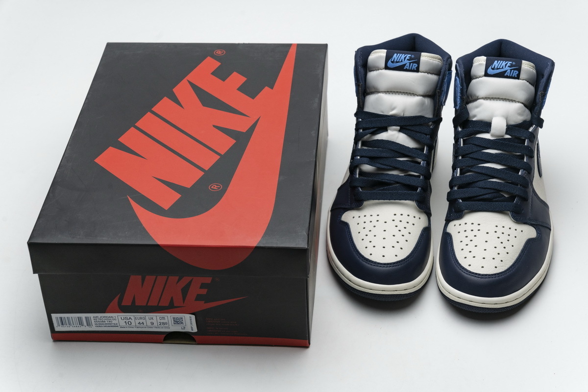 Air Jordan 1 Retro High OG “Obsidian University Blue” 555088-140