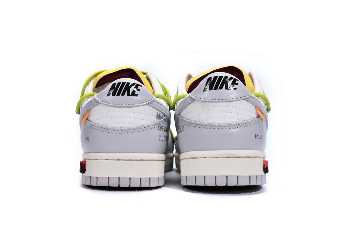 OFF WHITE x Nike Dunk SB Low Lot 8 DM1602-106
