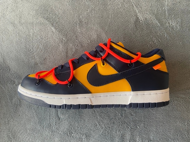 OFF WHITE X Nike Dunk SB Low White Michigan  CT0856-700