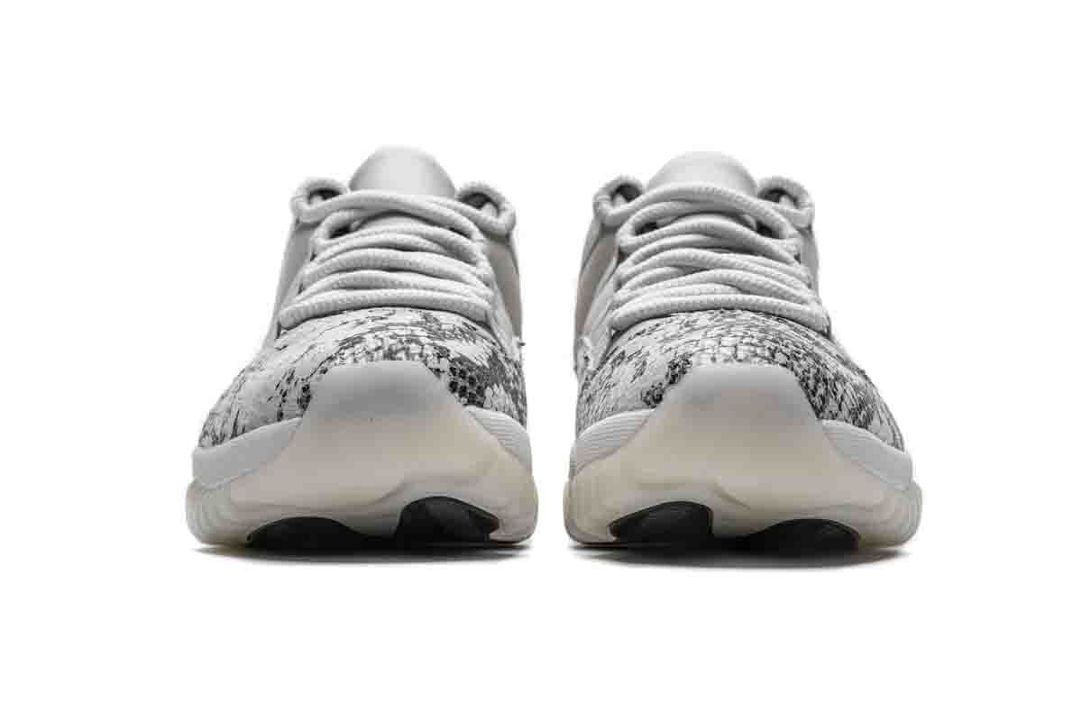 Air Jordan 11 Low “Light Bone” CD6846-002