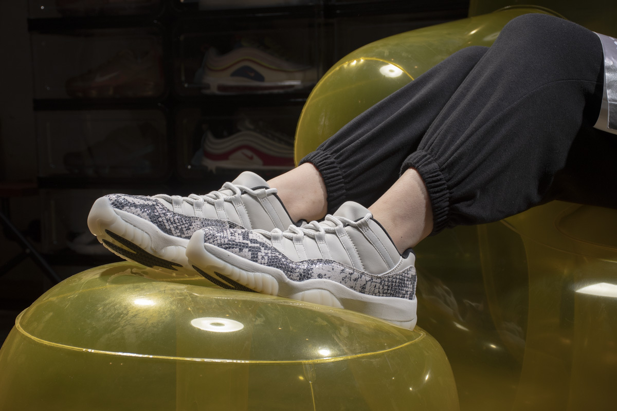 Air Jordan 11 Low “Light Bone” CD6846-002