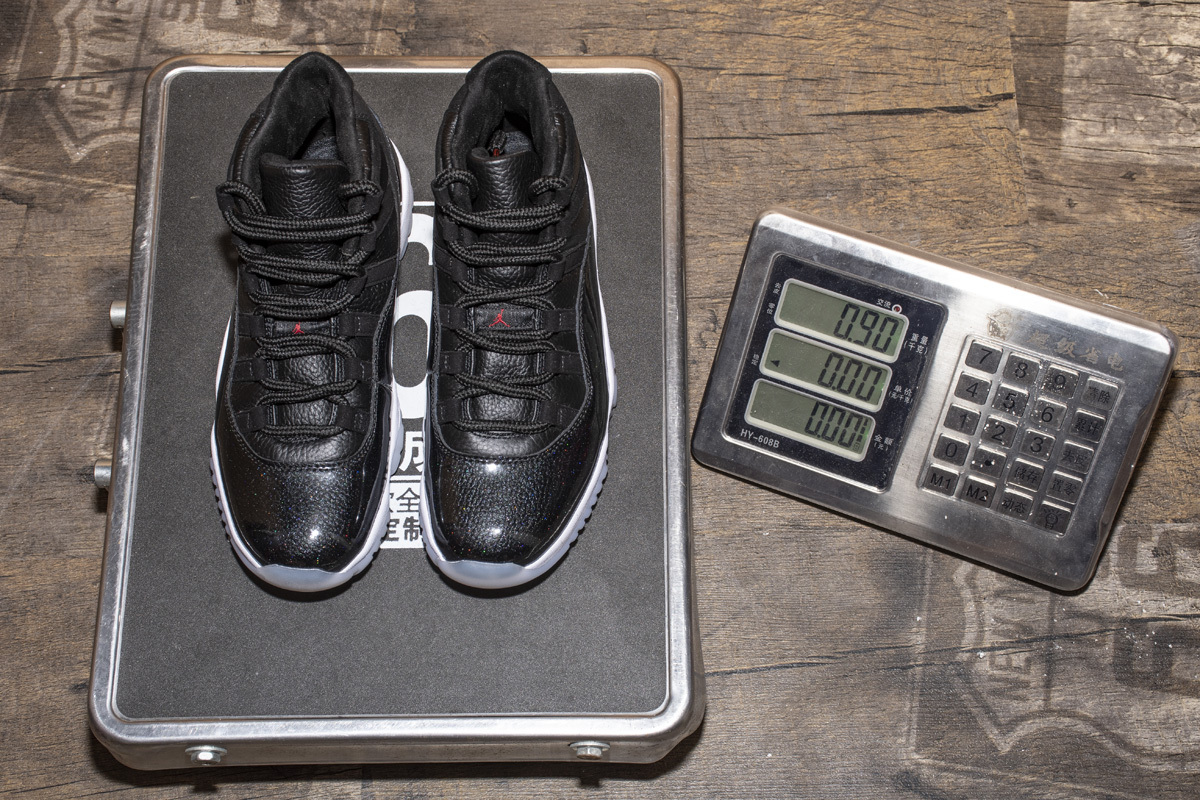 Air Jordan 11 "72-10" 378037-002