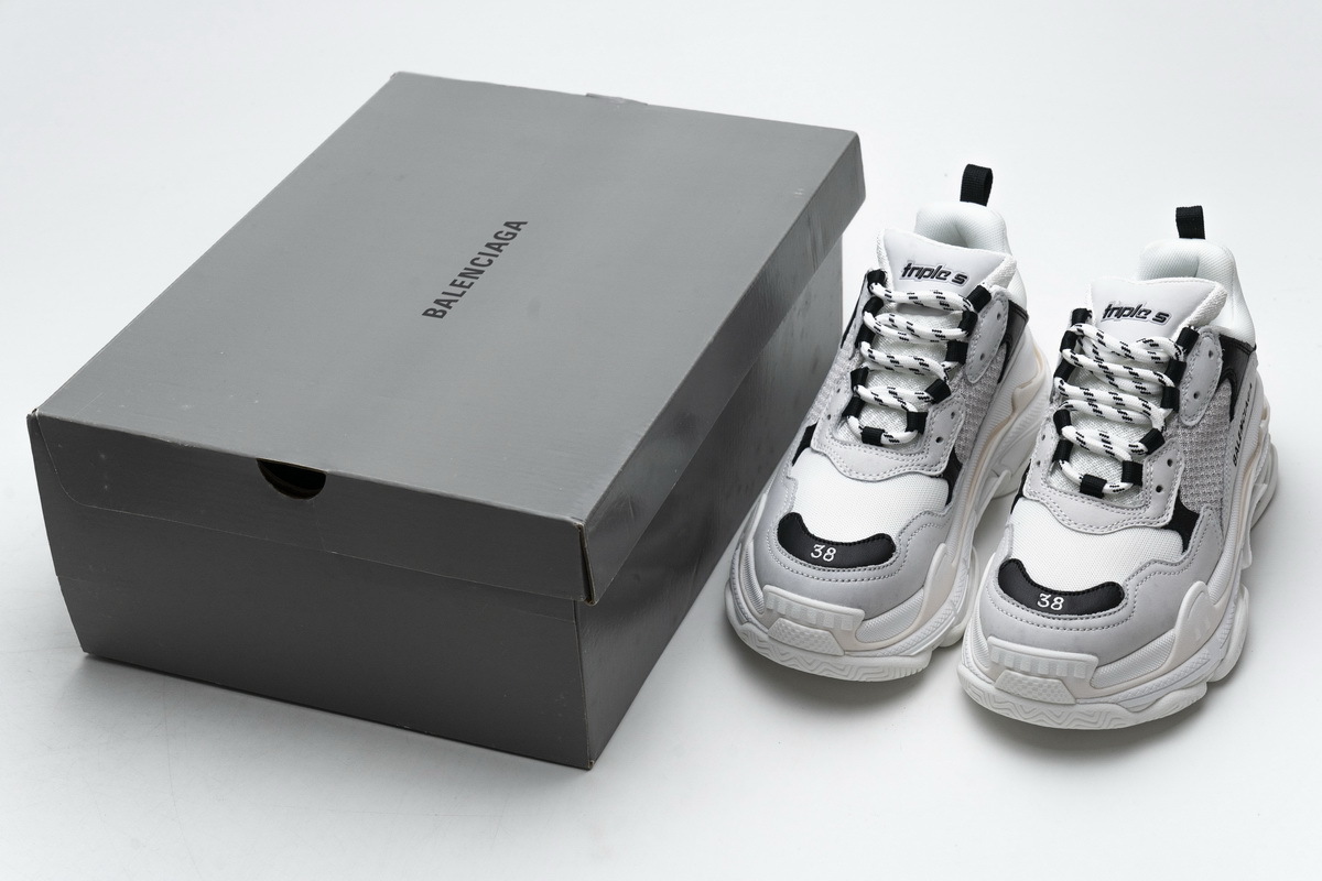 Balenciaga Triple S Black Grey 584088 W06E2 1769