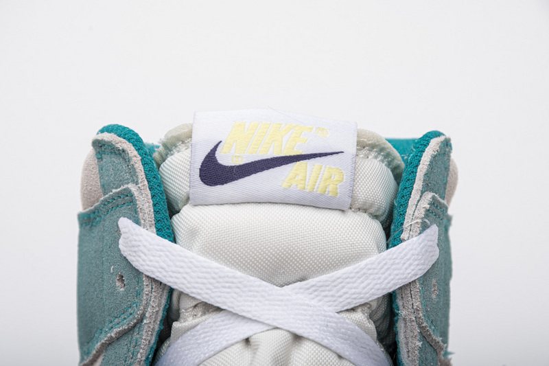 Air Jordan 1 OG Hi Retro “Turbo Green” 555088-311