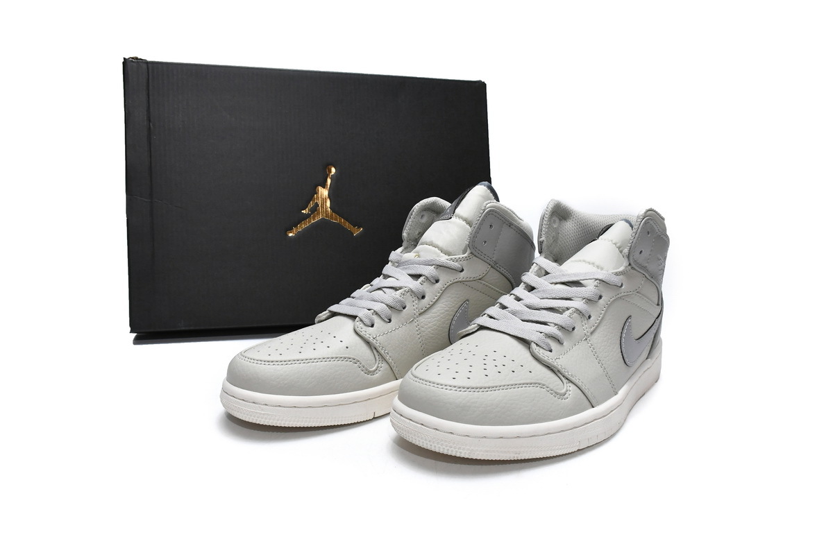 Air Jordan 1 Mid SE Light Bone 852542-003