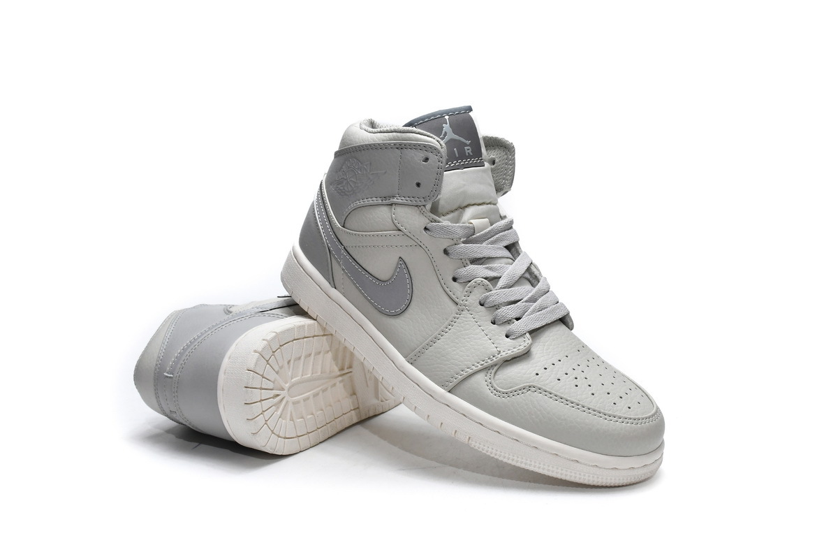 Air Jordan 1 Mid SE Light Bone 852542-003