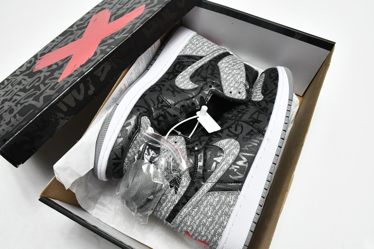 Air Jordan 1 High OG Rebellionaire 555088-036