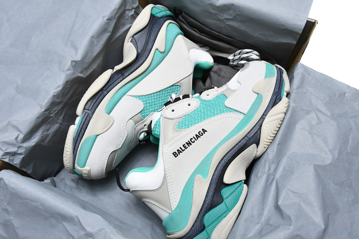 Balenciaga Triple S Mint Green 524039 W09E1 9878