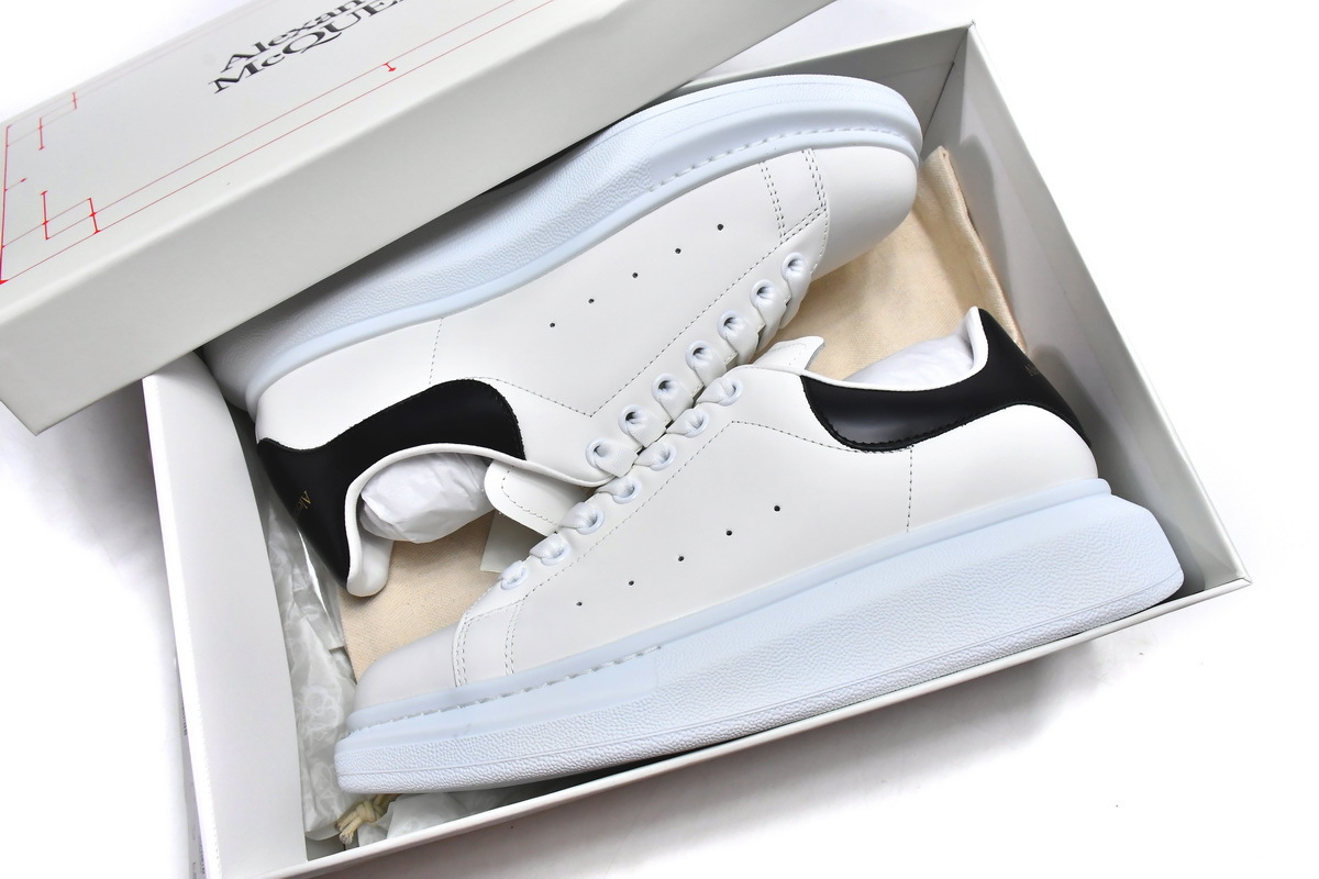 Alexander McQueen Black and White 462214 WHGP7 9001
