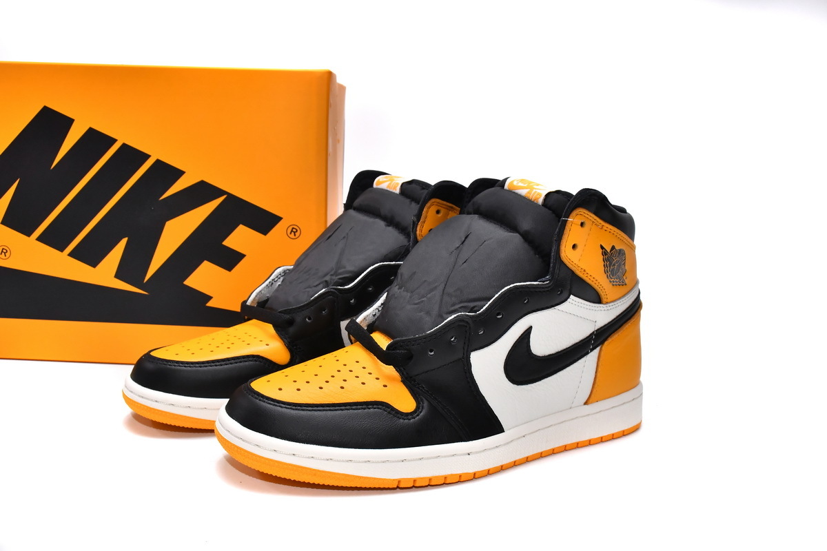 Air Jordan 1 Retro High OG Yellow Toe Black 555088-711