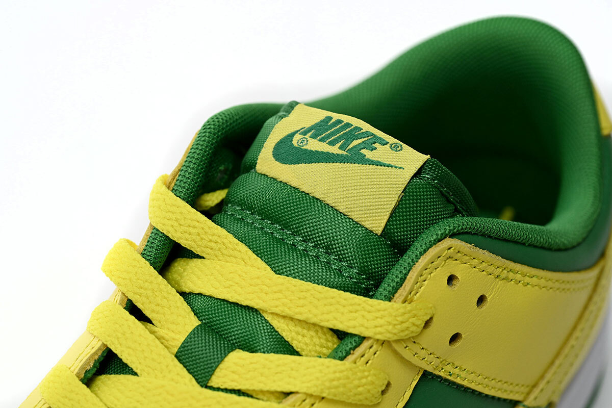 Nike Dunk Low Reverse Brazil DV0833-300