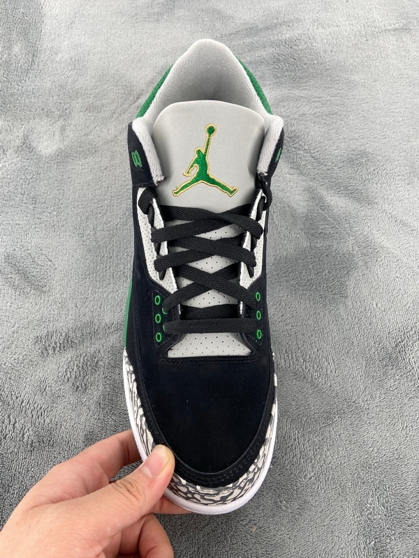 Air Jordan 3 Pine Green  CT8532-030