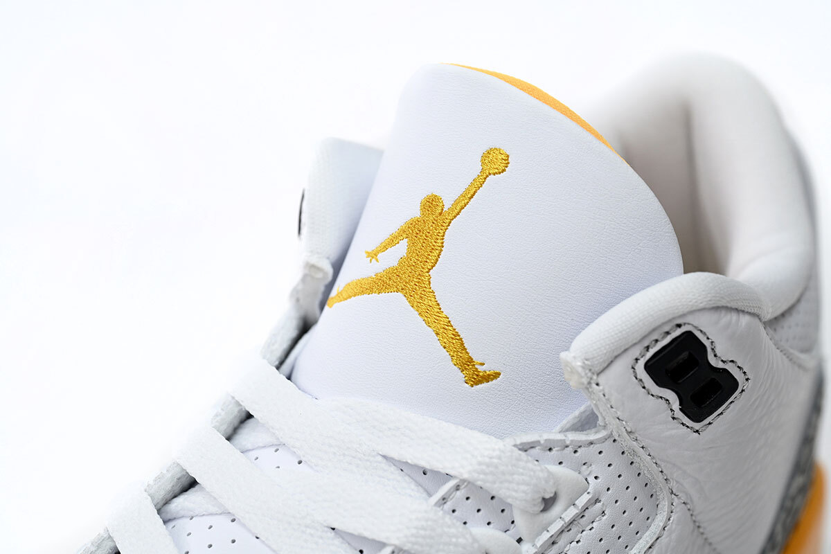 Jordan 3 Laser 0range  CK9246-108