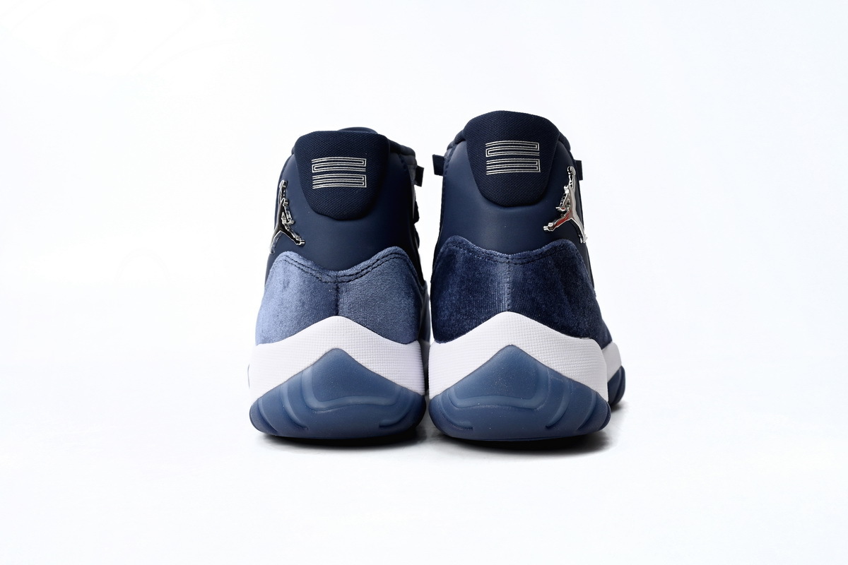 Jordan 11 Midnight Navy AR0715-441