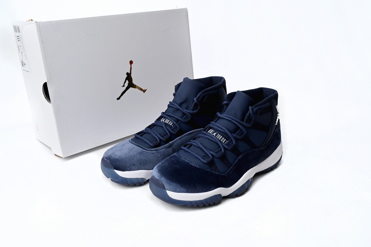 Jordan 11 Midnight Navy AR0715-441