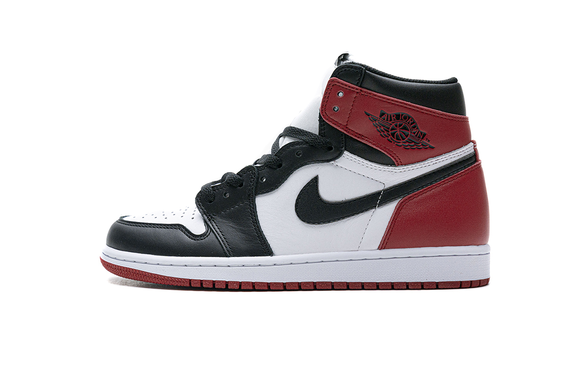 Air Jordan 1 Retro High OG Black Toe 555088-125