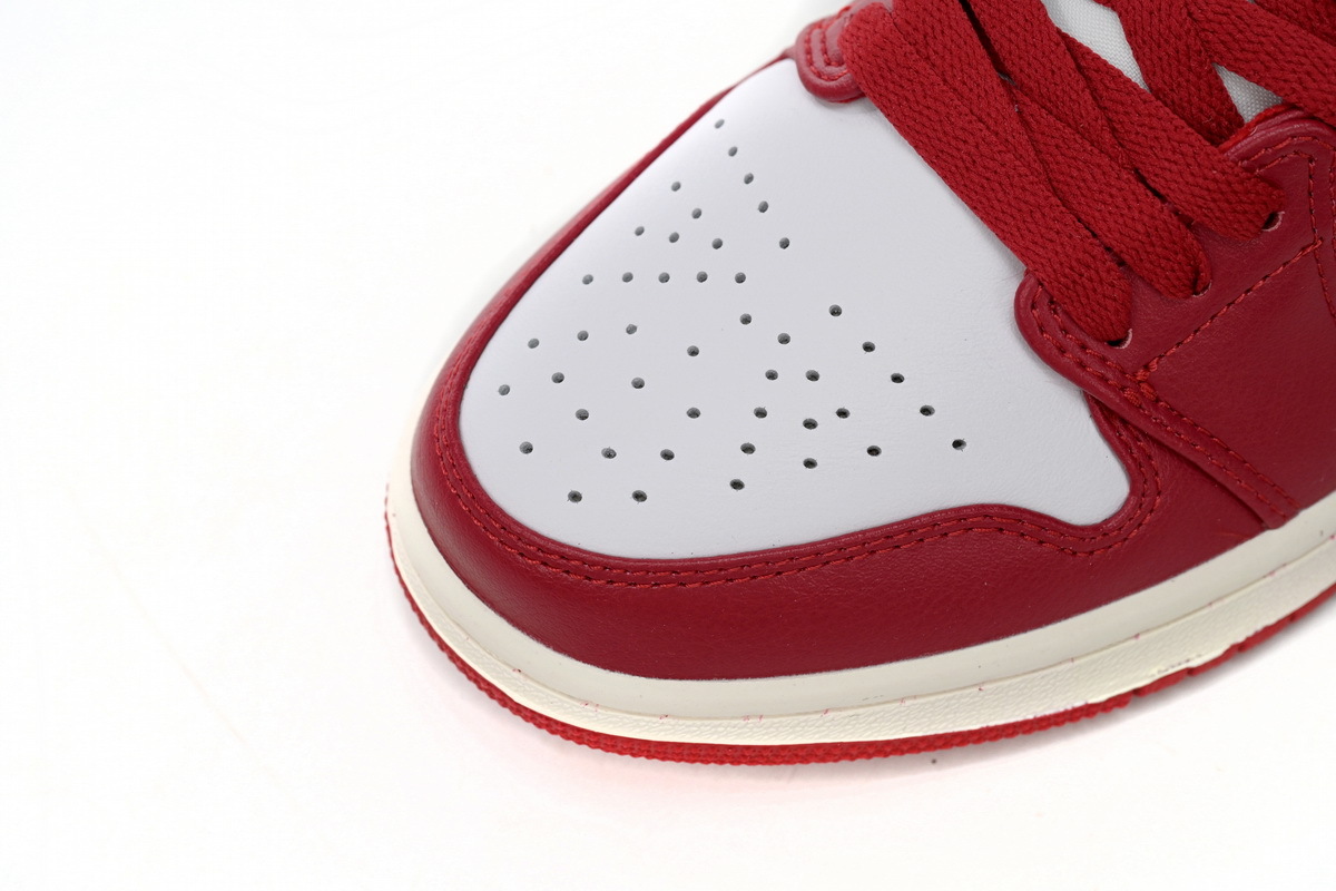 Jordan 1 Low Reverse Black Toe DC0774-160
