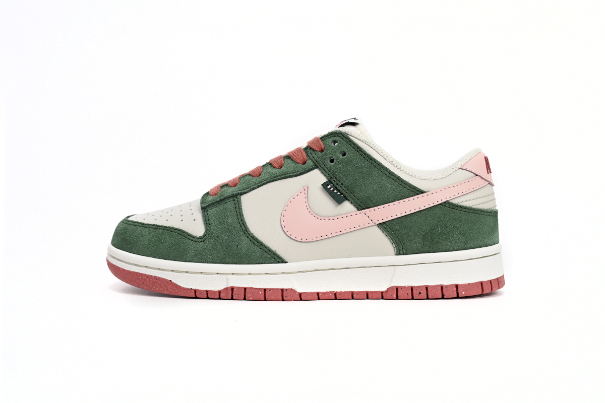 Nike Dunk Low SE All Petals United Fir Green FN8923-061