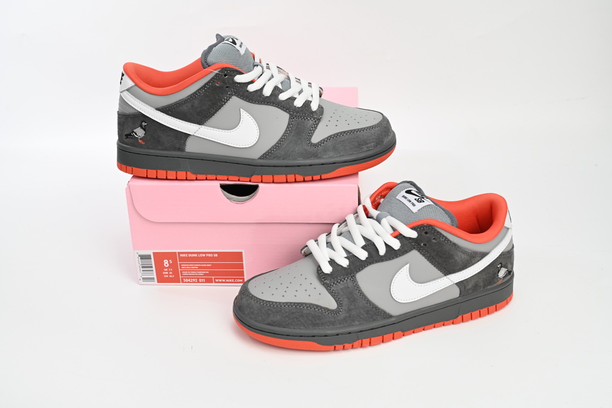 Nike SB Dunk Low Staple NYC Pigeon 304292-011