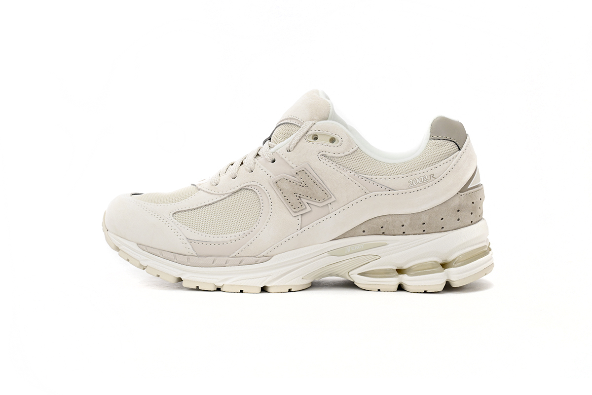 New Balance 2002R Light Dark Tan M2002RJN