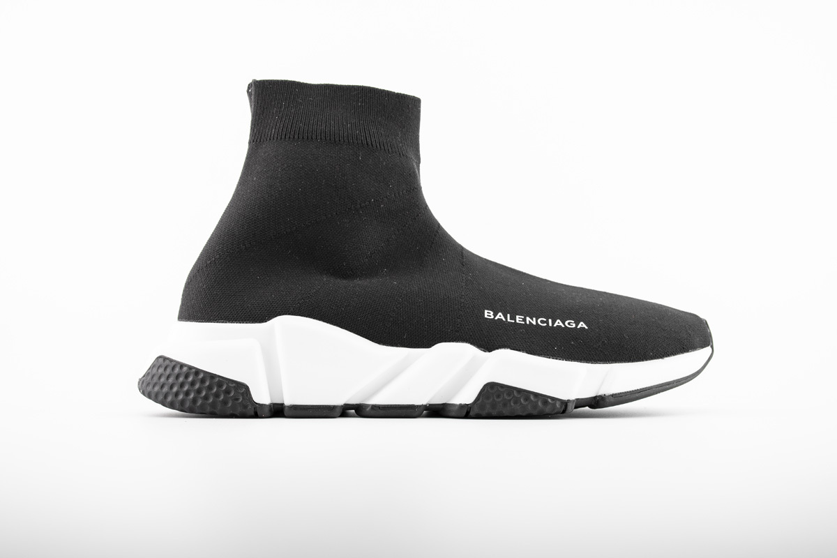Balenciaga Speed Runner Black and White CA5TS