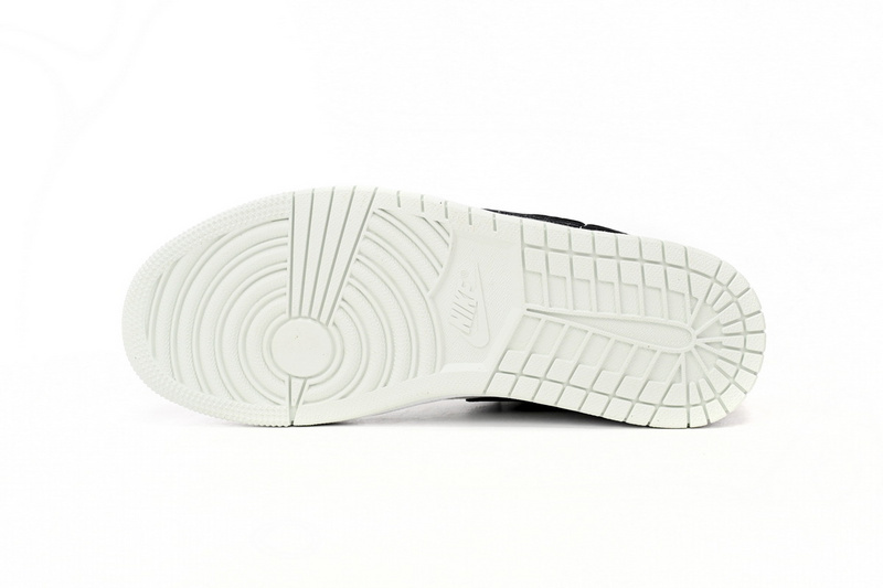Jordan 1 Low SE Barely Green CZ0776-300