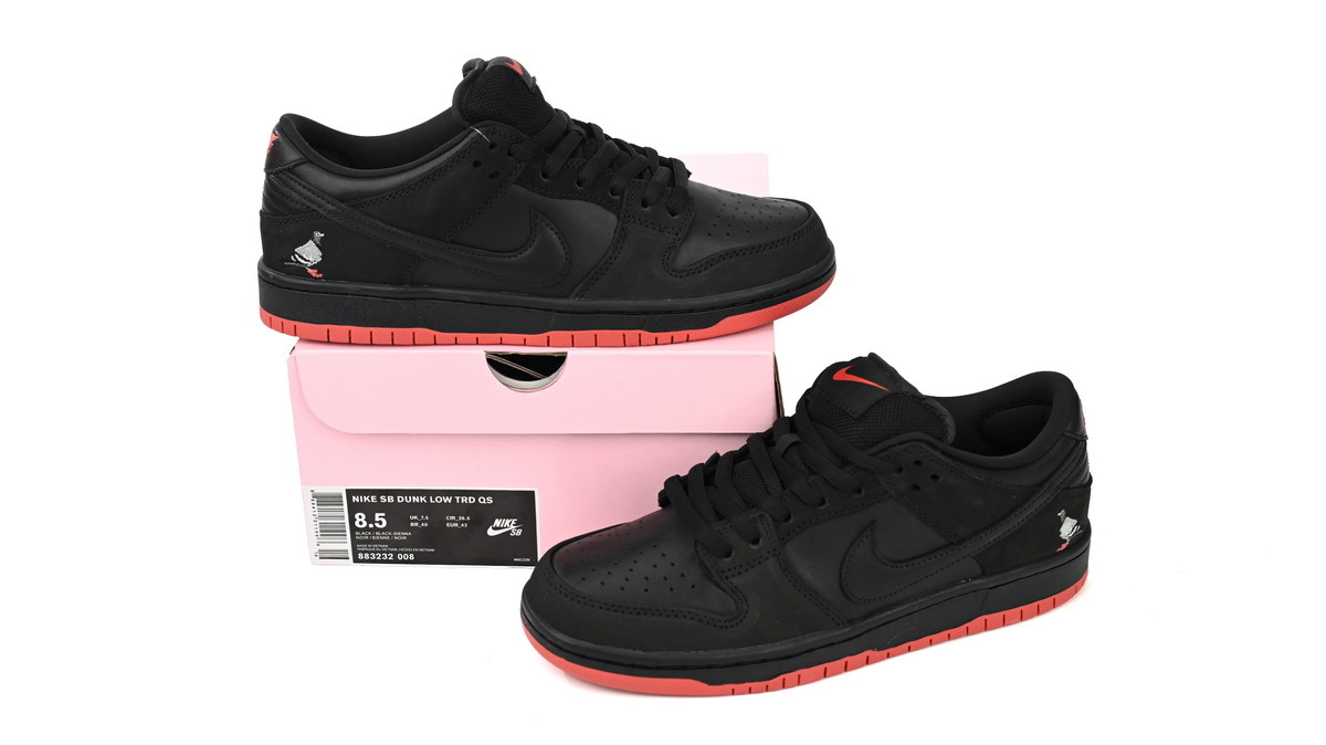 Nike SB Dunk Low Black Pigeon 883232-008