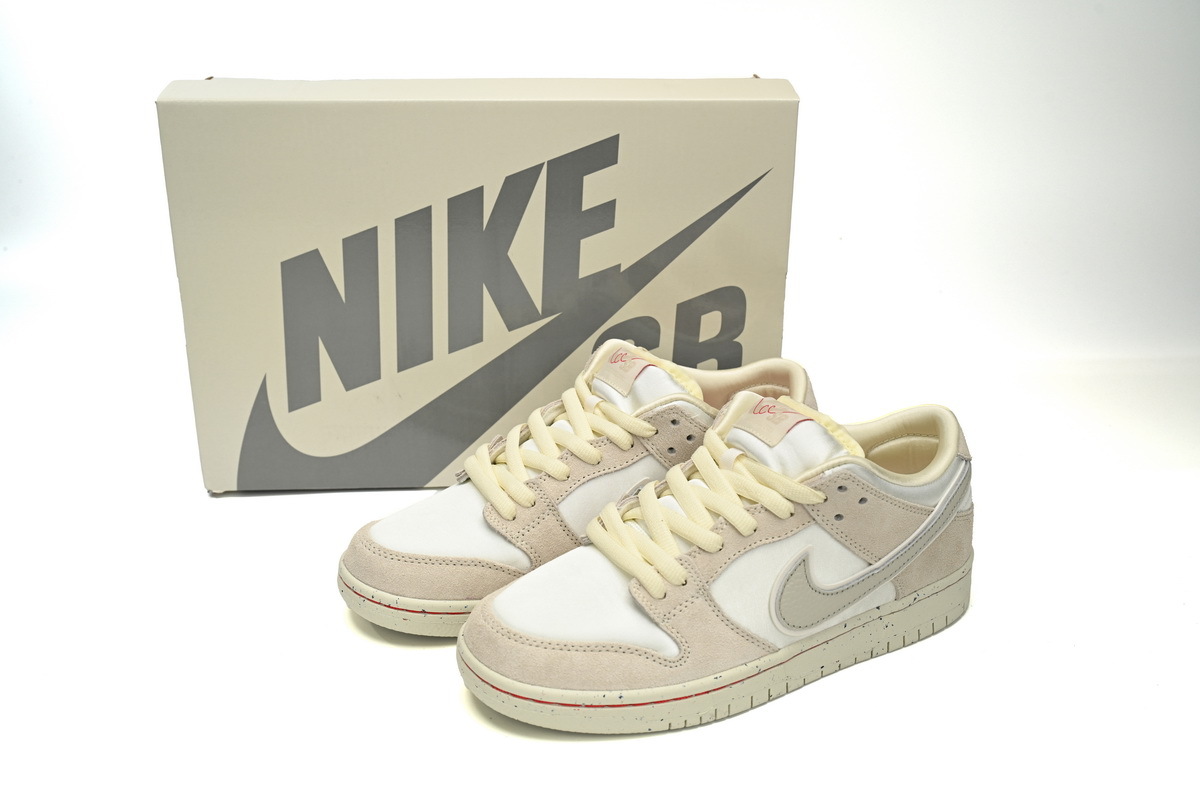 Nike SB Dunk Low Love Found FZ5654-100