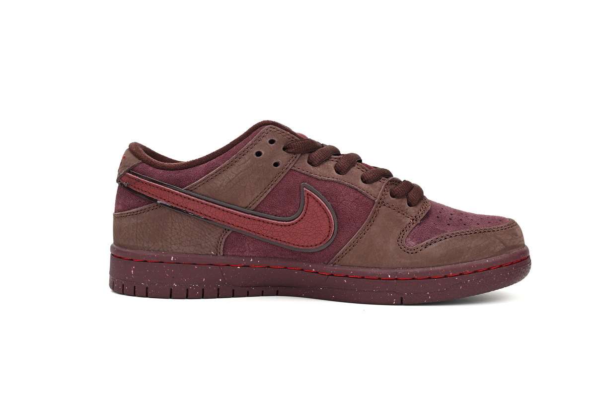 Nike SB Dunk Low Premium Valentine's Day FN0619-600