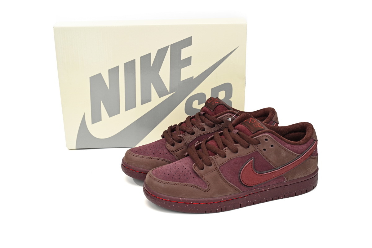 Nike SB Dunk Low Premium Valentine's Day FN0619-600