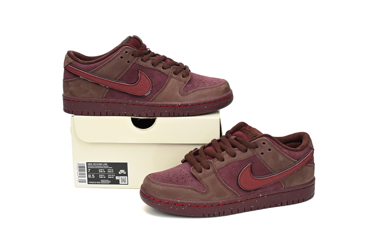 Nike SB Dunk Low Premium Valentine's Day FN0619-600
