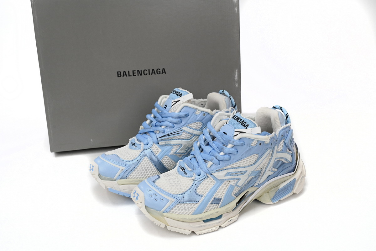 Balenciaga Runner Light Blue 677402 W3RB2 9744