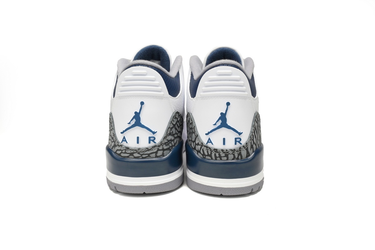 Jordan 3 Retro Midnight Navy CT8532-140