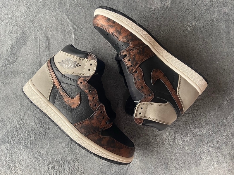 Jordan 1 Retro High Light Army Rust Shadow Patina 555088-033